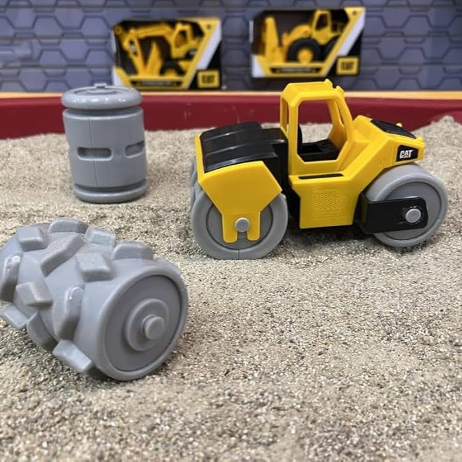 CAT Construction Mini Crew Road Roller Sand Set